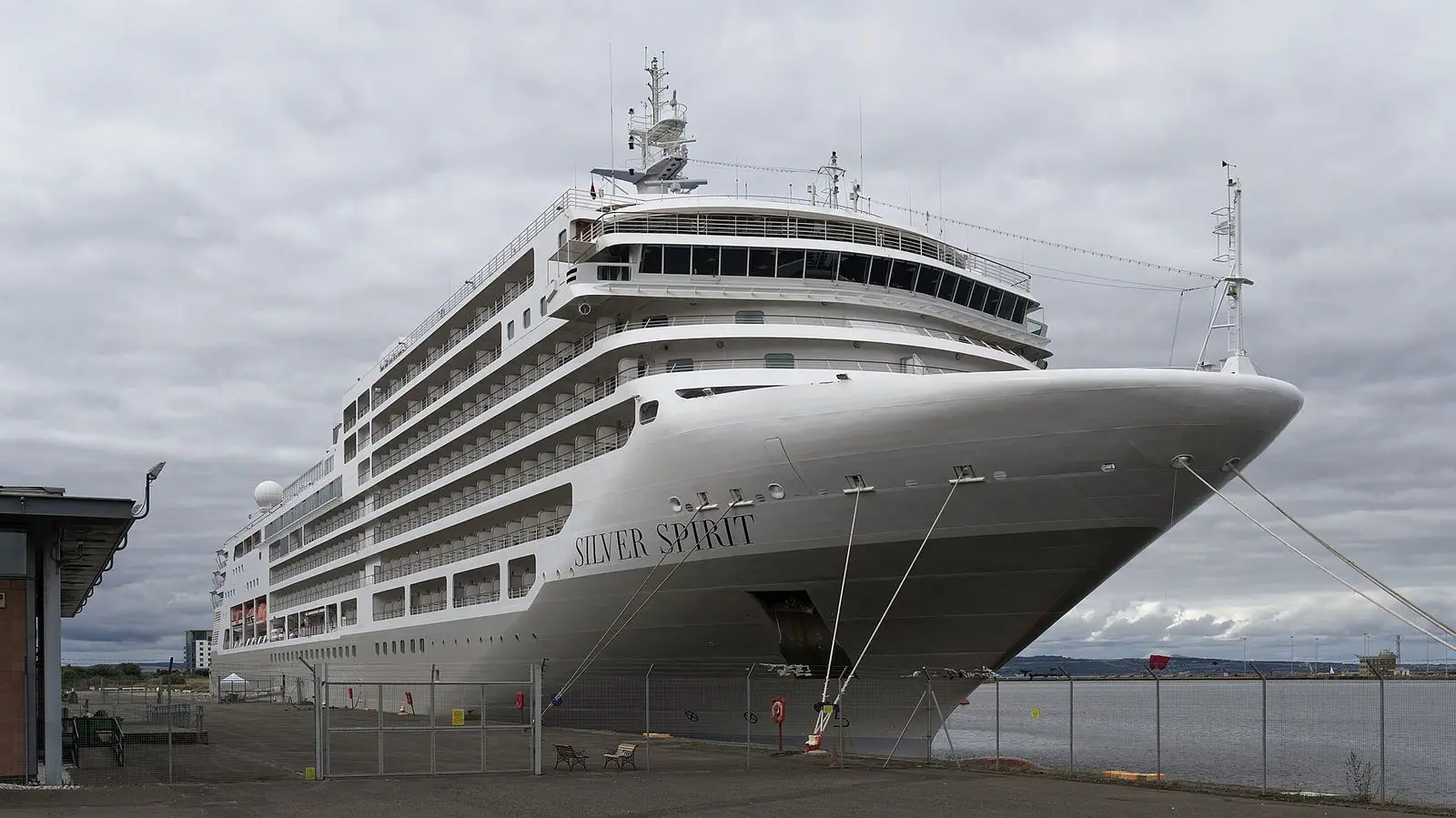 Silver Spirit alongside a quay with its bow towards the camera in September 2021